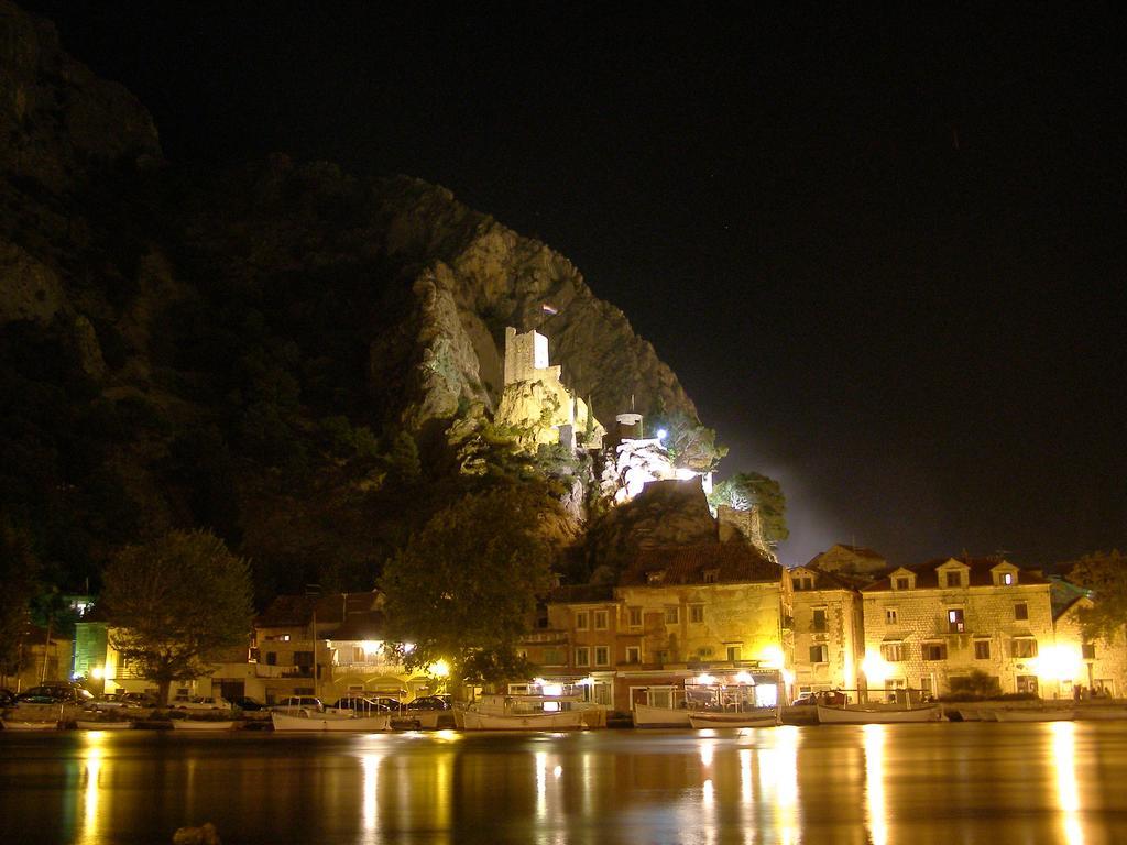 Apartment Lid Omiš Eksteriør bilde