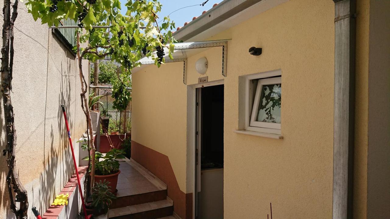 Apartment Lid Omiš Eksteriør bilde